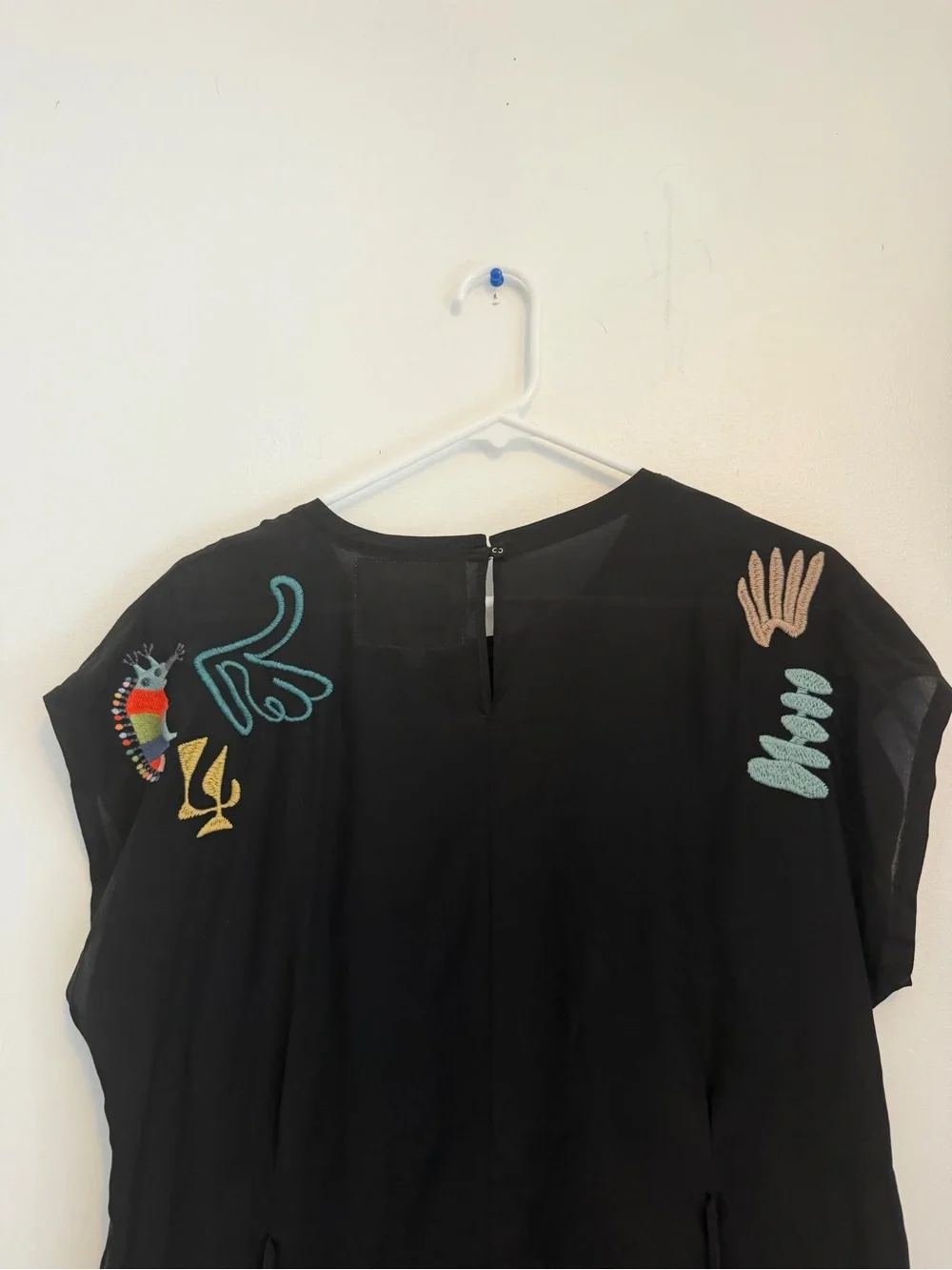 Biya by Johnny Was 100% Silk Embroidered Top Size Small
